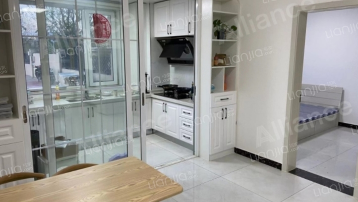 小区离北京近，带装修，前方无遮挡，房子诚心出售-厨房