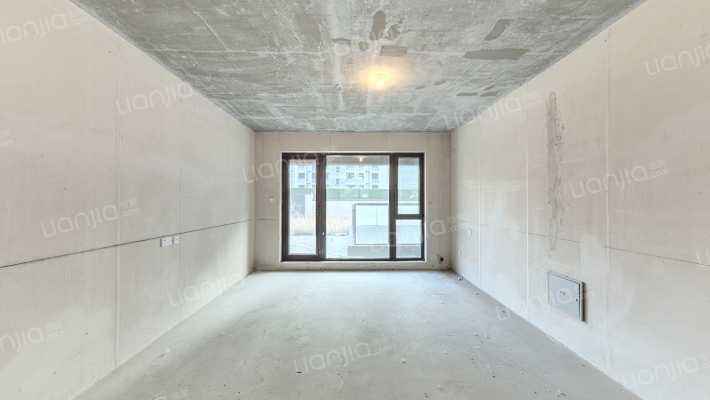 保利云上二手房实景图