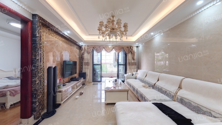 新景豪庭二手房实景图