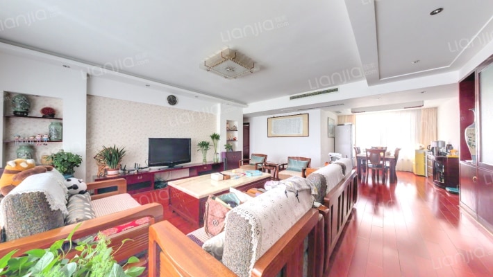 鲁信花园二手房实景图