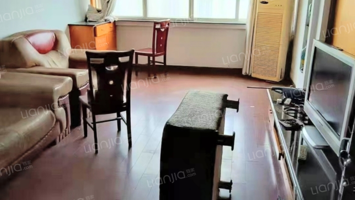 江南绿洲二手房实景图