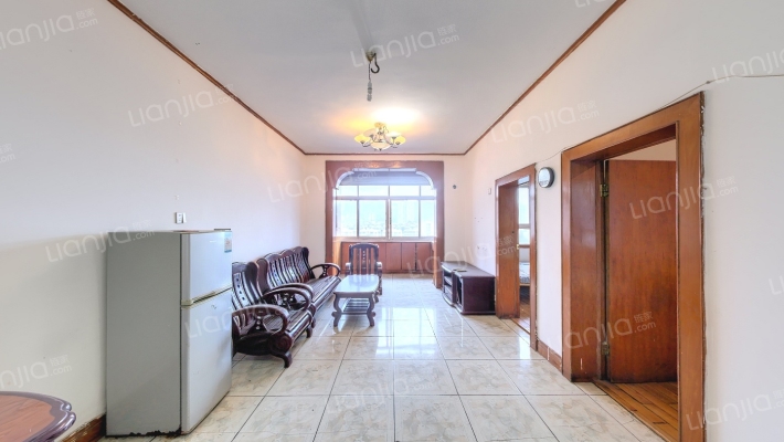 金绸街二手房实景图