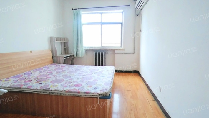 此房满五税费低，采光好 ，购物医疗方便-卧室A