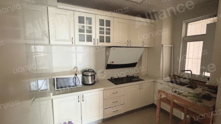 云景城精装南北通透两居拎包入住-厨房