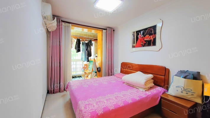 此房70年大产权南北通透两居室，精装自住，保持良好-卧室B