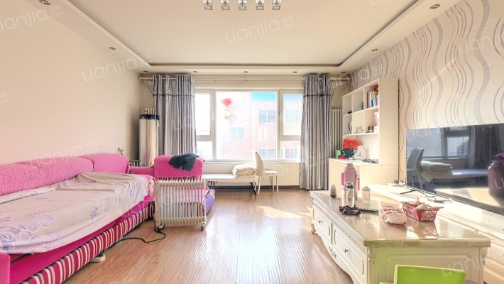 樱花园二手房实景图