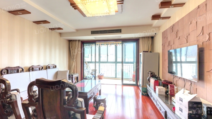 花开四季二手房实景图