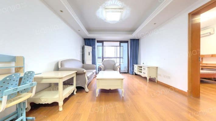 星公元名邸二手房实景图