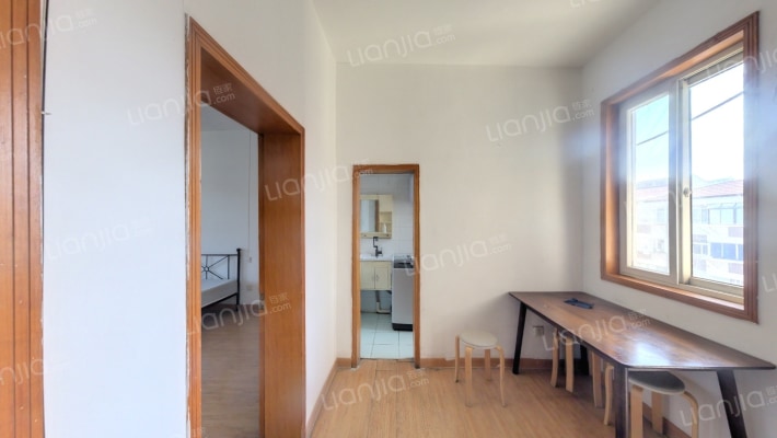 城港新村东区二手房实景图