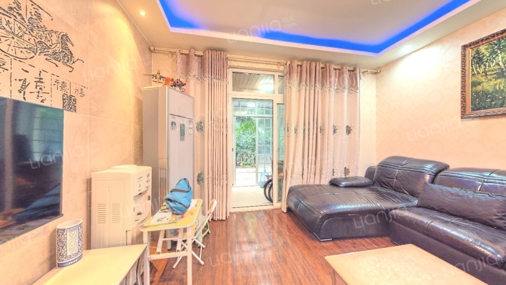 嘉茵苑二手房实景图