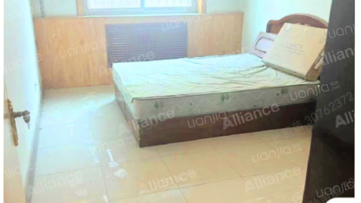 南北通透 大三居  低楼层 七十年大产权....-卧室B