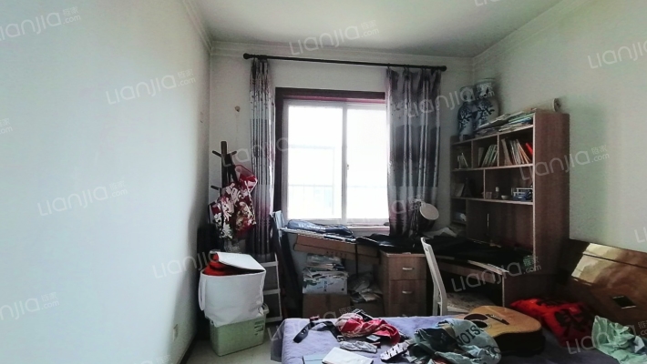 火车站 南北通透两居，户型好，业主诚心出售-卧室B
