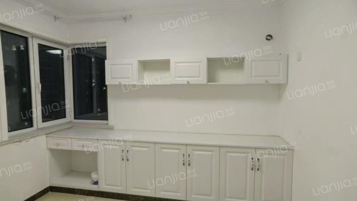 三利中和城一期南北通透大三居正一间采光好价格美丽-卧室B