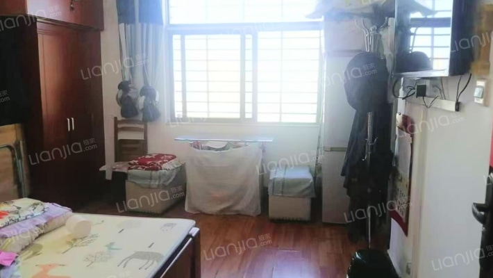 明湖公寓二手房实景图