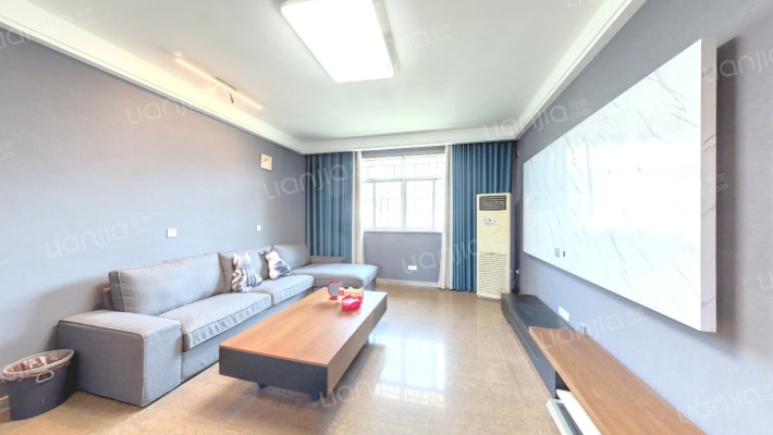 广场小区二手房实景图