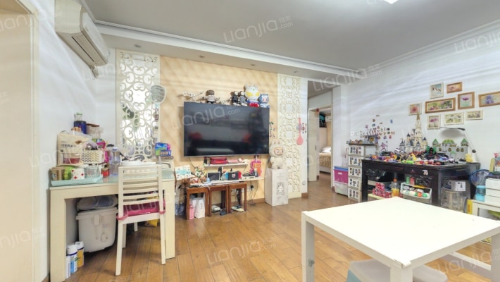 政通路118弄二手房实景图