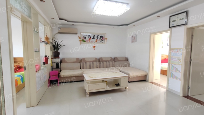 恒信三合春城二手房实景图