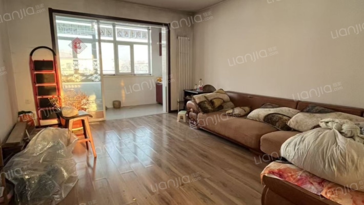 七〇三地质队二手房实景图