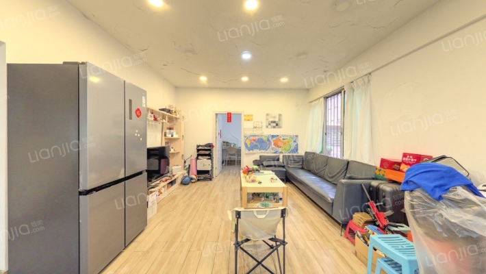 黄电新村二手房实景图