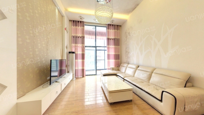 彰泰鸣翠新都二手房实景图