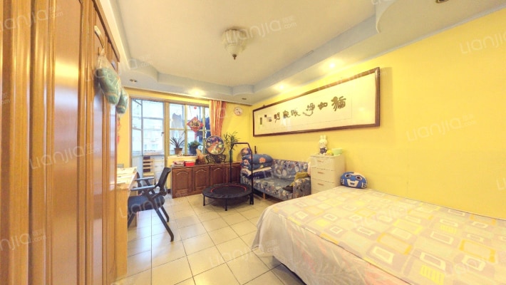 新中西街二手房实景图