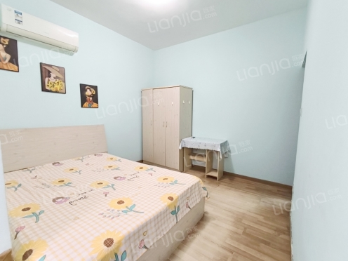 合租·佳居花园B区 4居室 南卧