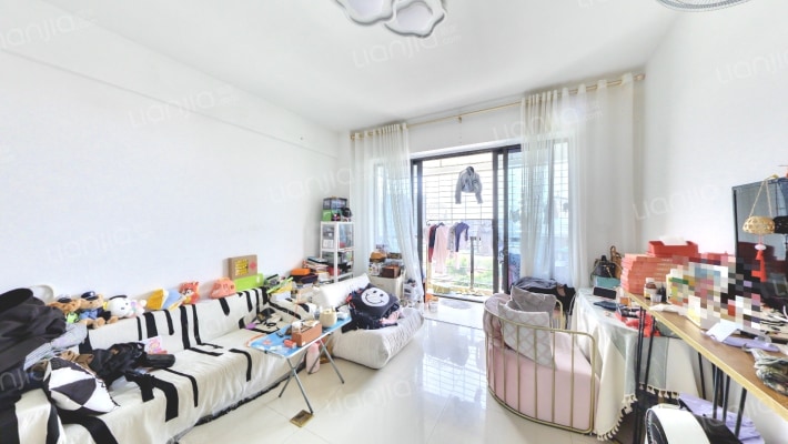 三秀制面厂安置房小区二手房实景图