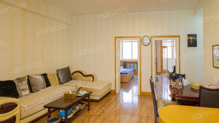 沙河镇街小区二手房实景图