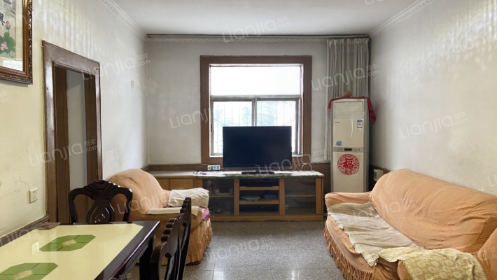 武装部小区二手房实景图