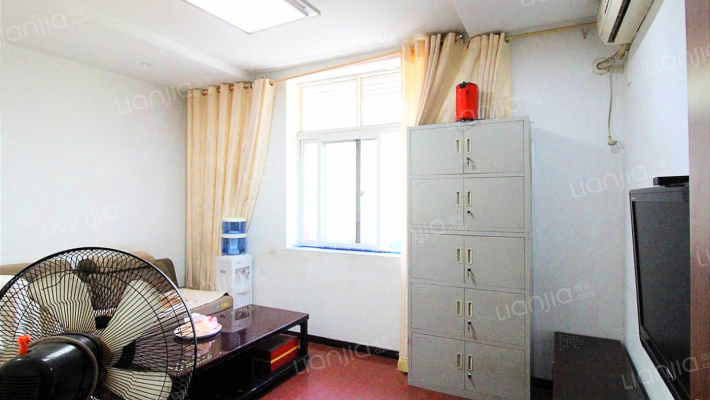 苏铁中路181号二手房实景图