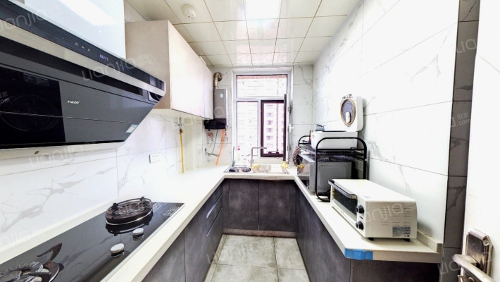 世界公元二期103平米 精装 三室 带家具家电 拎包入住-厨房
