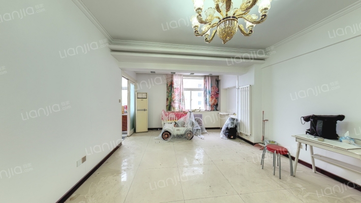 鑫茂大厦二手房实景图