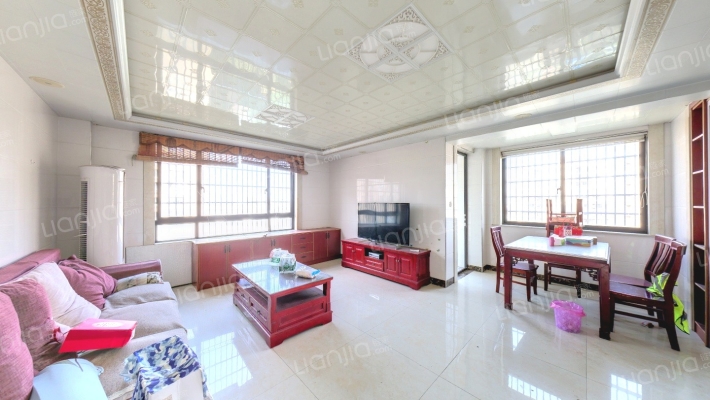 东厦颐景园二手房实景图