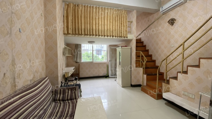 荣盛商汇二手房实景图