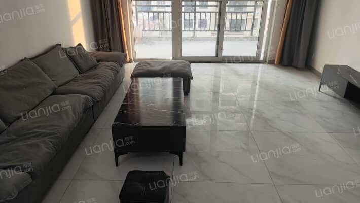 密登堡·桂苑二手房实景图