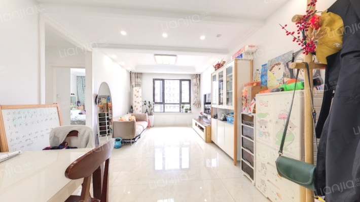 青秀蓝湾二期二手房实景图