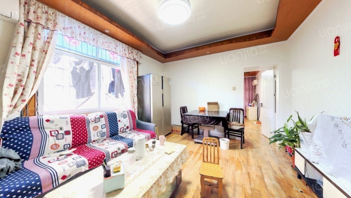 华美小区二手房实景图