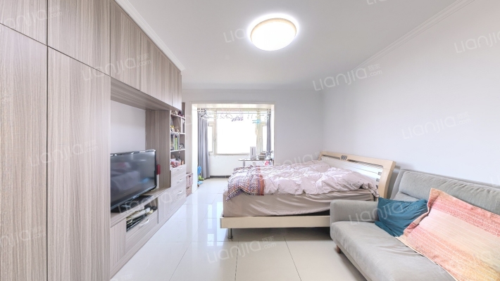 西什库大街74号院二手房实景图