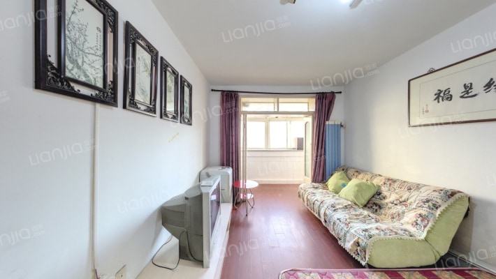 淦江东里二手房实景图