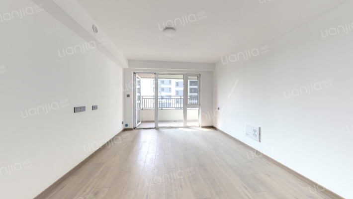 万科城市之光二手房实景图