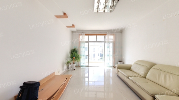 人与自然二手房实景图