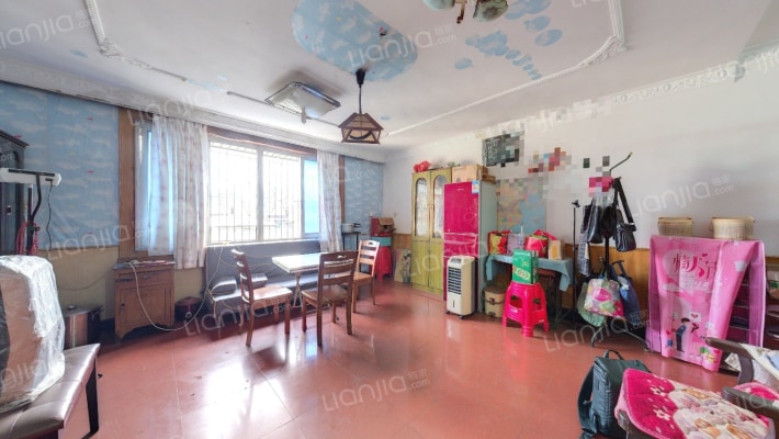 宏金花园二手房实景图