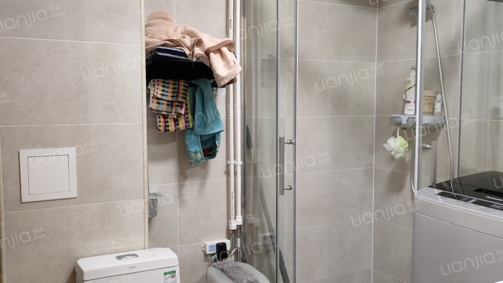 朝阳的两居，采光好，视野好，小区环境好，品质好-卫生间