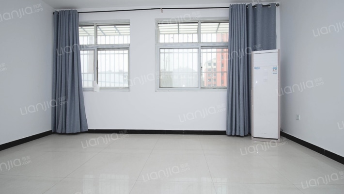 莲花路小学别墅区二手房实景图