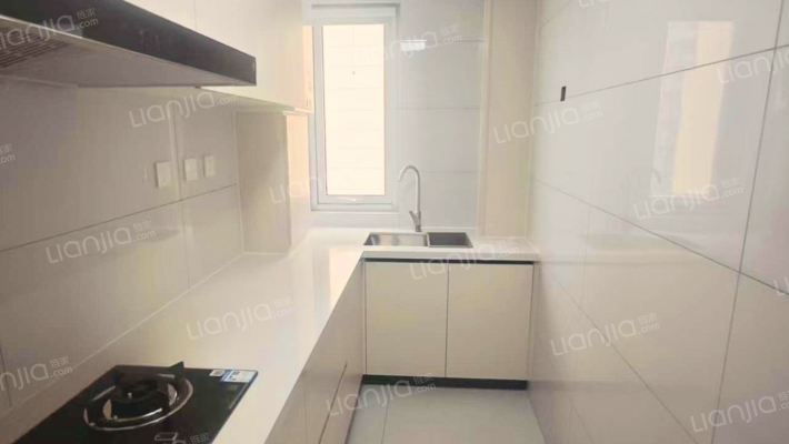 诚意出售三利中和城B区精装修洋房三居室-厨房