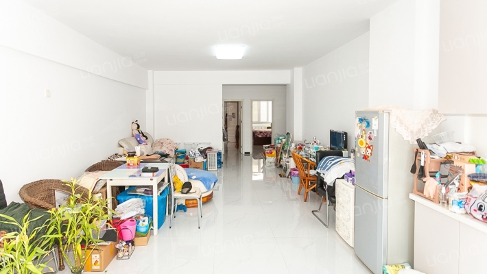 鸿润家园二手房实景图