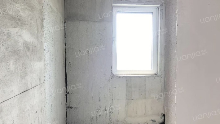 东京都高尔夫别墅区内电梯房 南北通透三居-卫生间A
