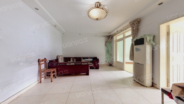 隆曦园B区二手房实景图