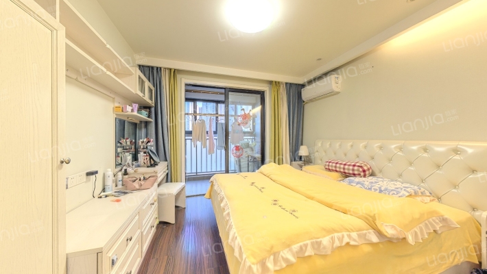 蓝璟雅居二手房实景图