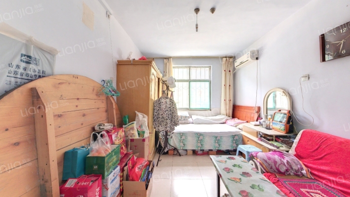 更新花园小区二手房实景图